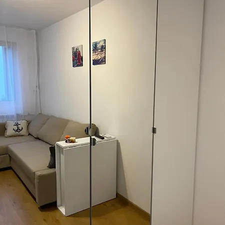 Zephyr Breeze Luxury Apartment *